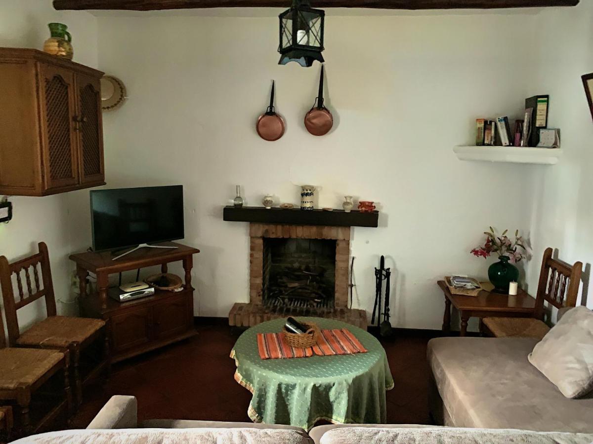 הוילה Vivelorural Casa Y Piscina En סהרה דה לה סיירה מראה חיצוני תמונה